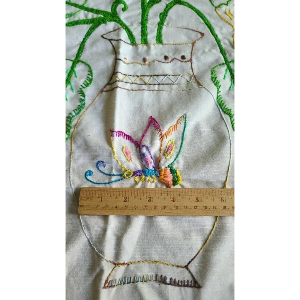 Butterfly Flowerpot Floral Arrangement Dresser Scarf